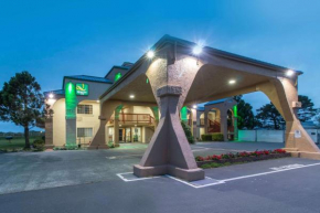  Quality Inn & Suites Redwood Coast  Кресент Сити